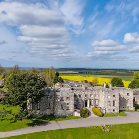 Hazlewood Castle & *